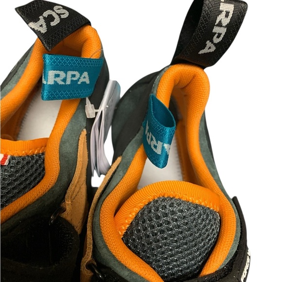 Scarpa Force V Climbing Shoes in Black and Orange - Picture 5 of 8